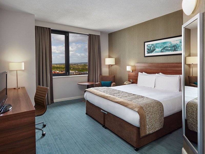 Jurys Inn Milton Keynes 9