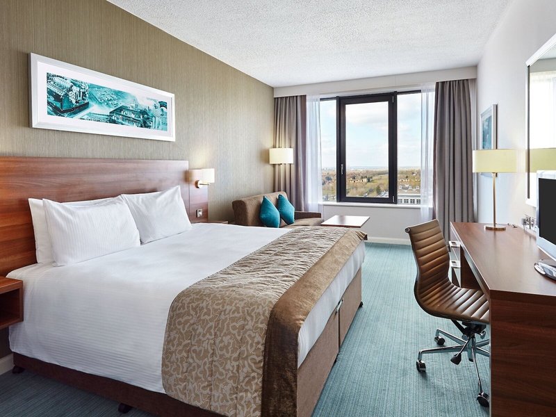 Jurys Inn Milton Keynes 10