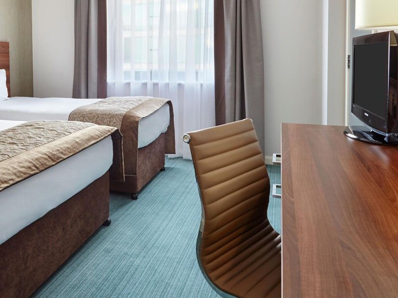 Jurys Inn Milton Keynes 14