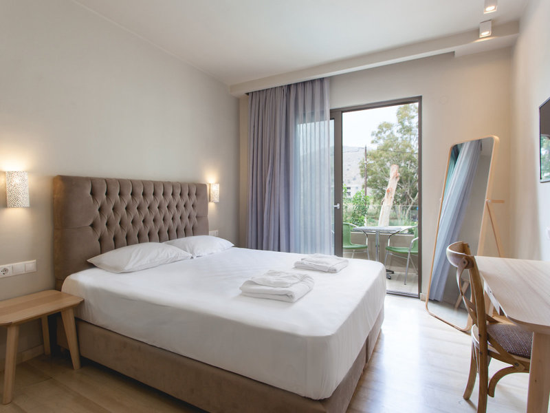 Paradise Apartments 13