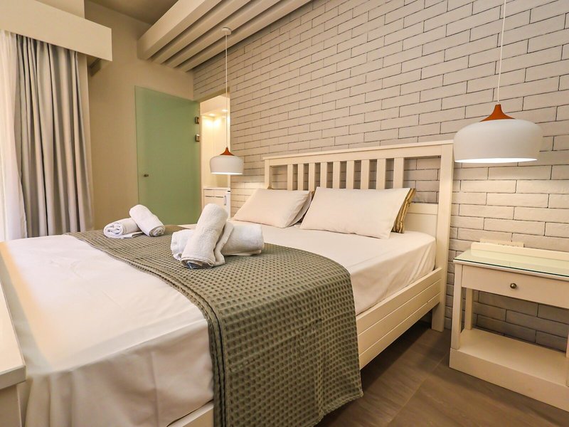 Paradise Apartments 21