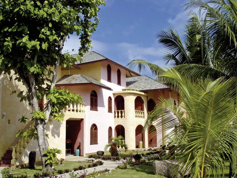 Castello Beach Hotel 10