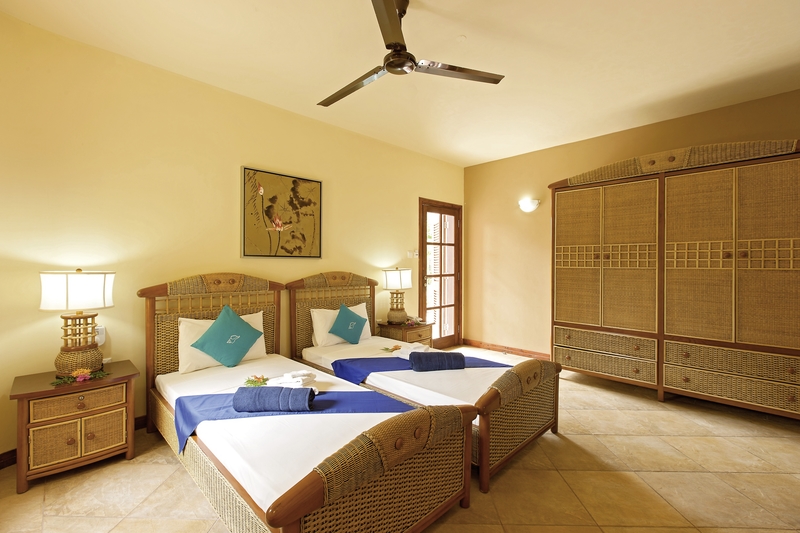 Castello Beach Hotel 12