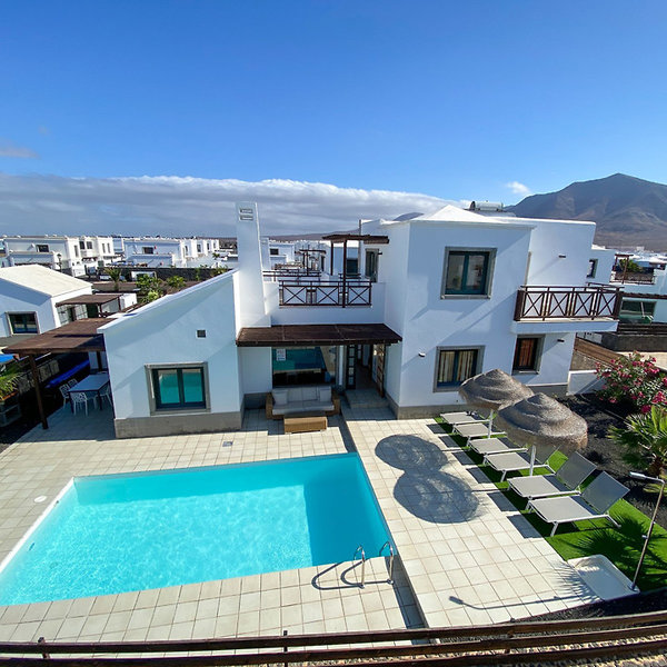 Villas Playa Blanca Beach Mate
