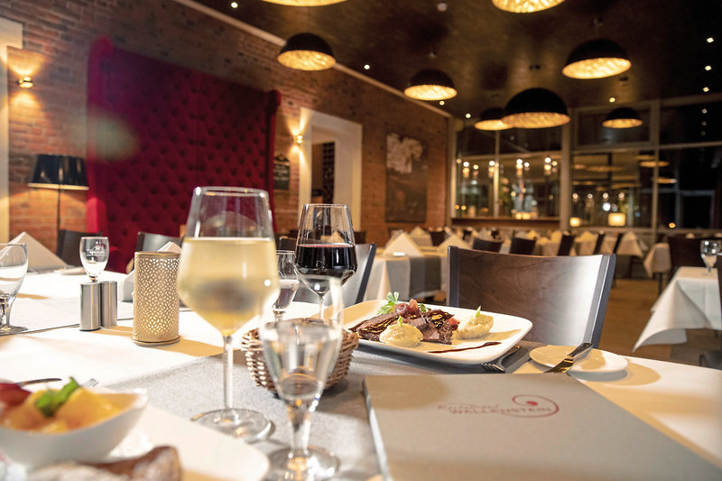 Hotel & Gästehaus Am Schlosspark 8 - Restaurant
