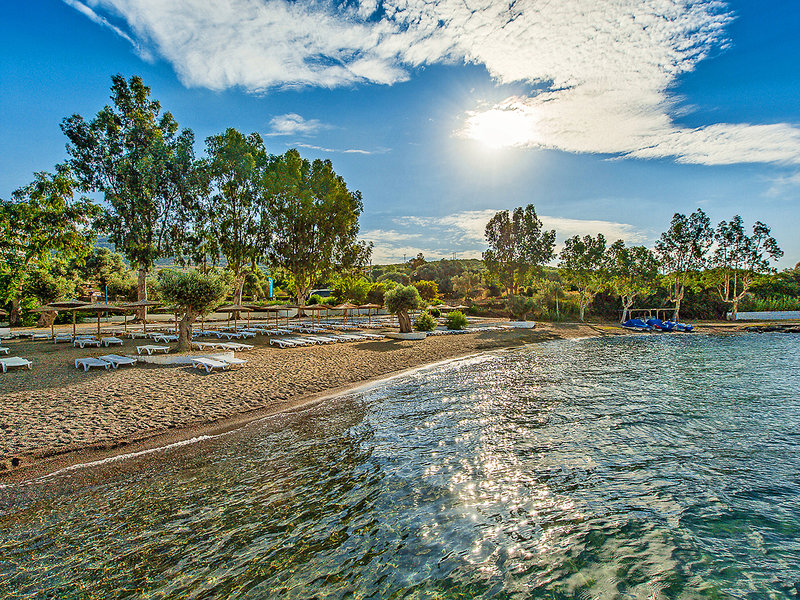 Evia Riviera Resort 4