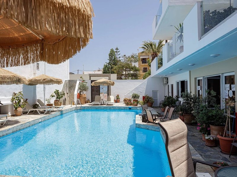 Kastelli Studios & Apartments 14