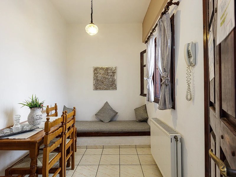 Kastelli Studios & Apartments 19