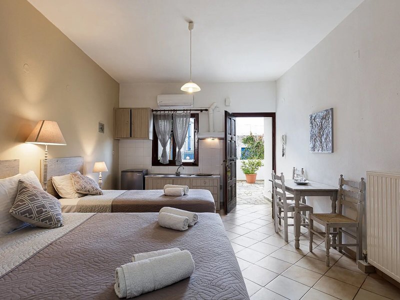 Kastelli Studios & Apartments 26