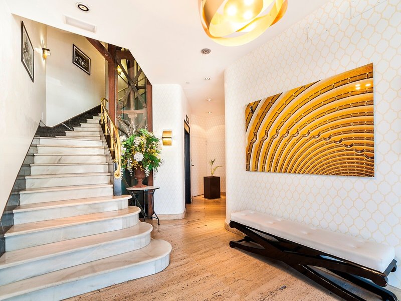 UR Palacio Avenida 9