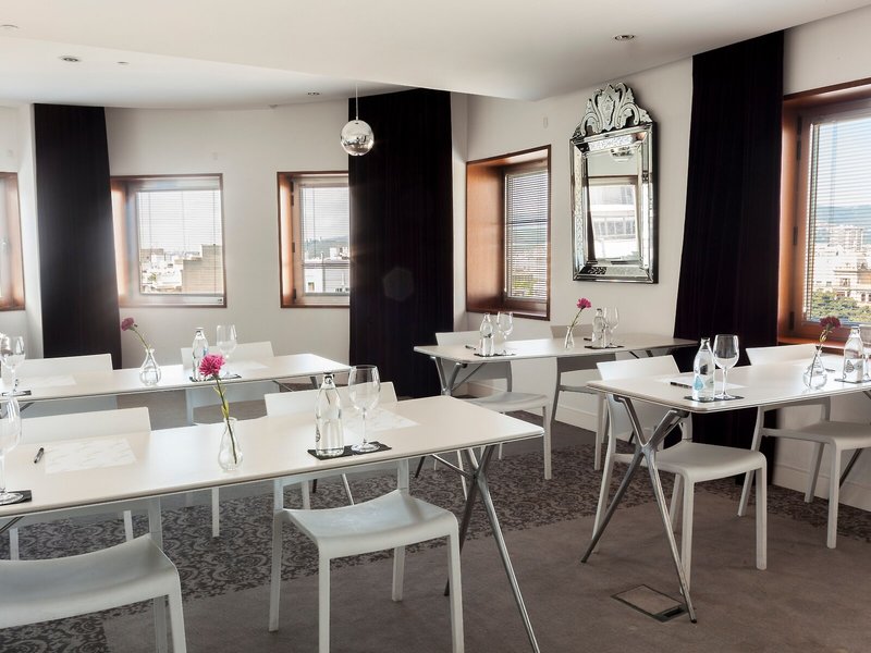 UR Palacio Avenida 12