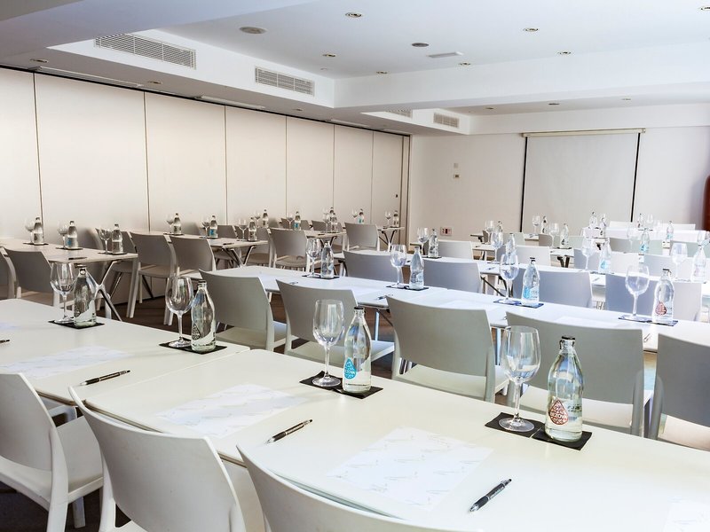 UR Palacio Avenida 19