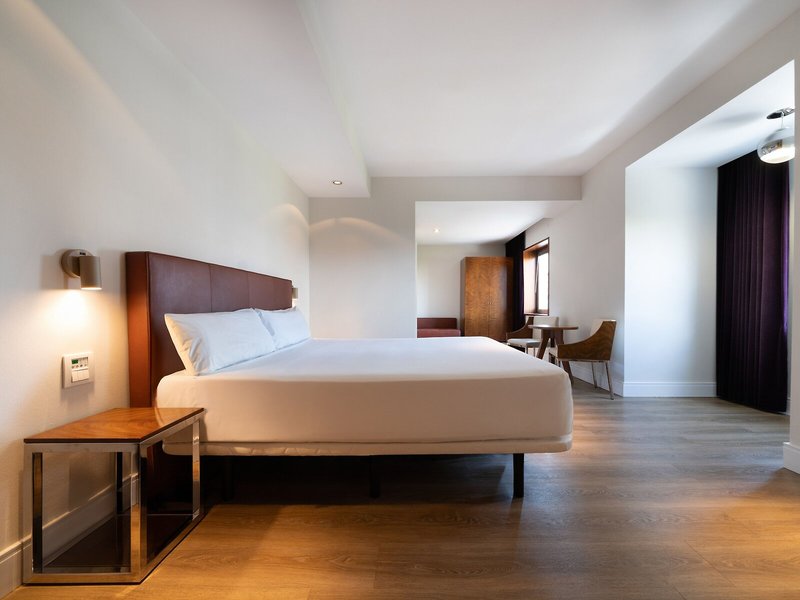 UR Palacio Avenida 47