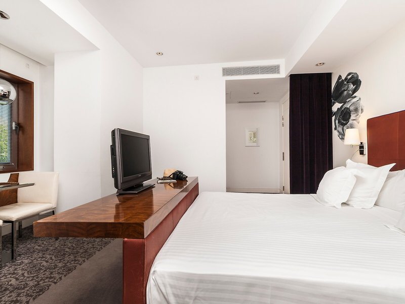 UR Palacio Avenida 50