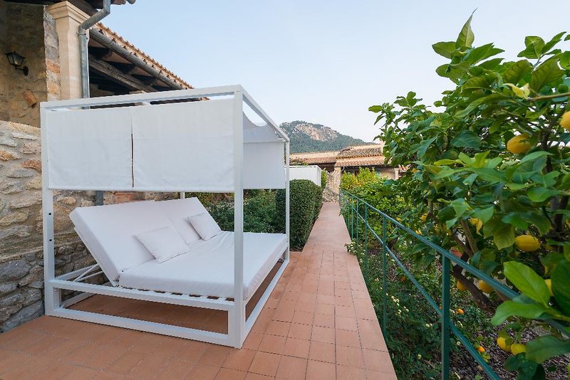New Can Furios Hotel 2 - Terrace