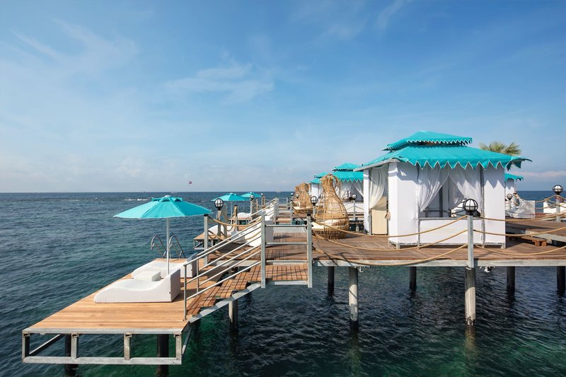 Granada Luxury Beach 8