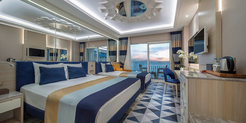 Granada Luxury Beach 3