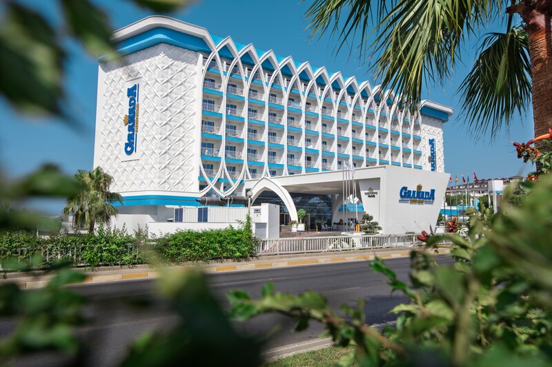 Granada Luxury Beach 13