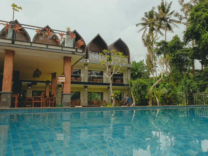 Sekar Arum Riverside Resort 15