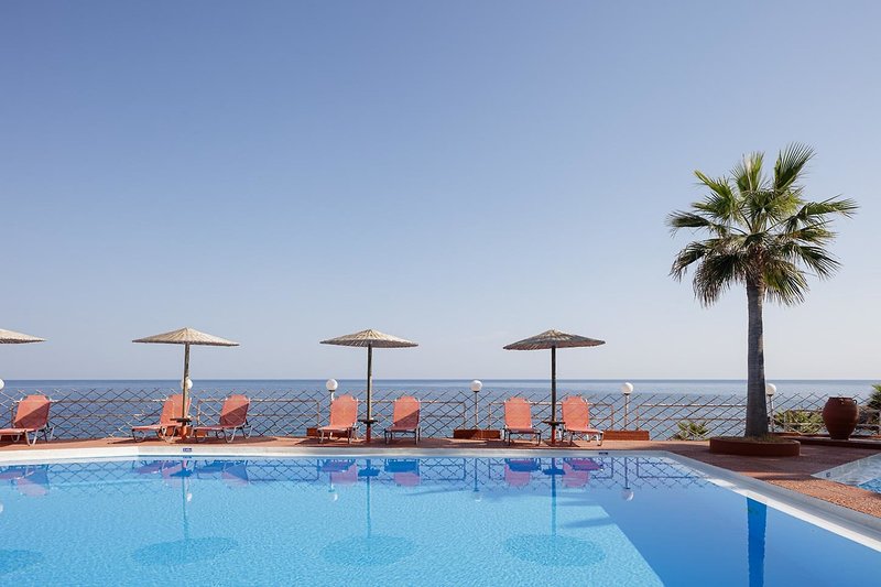 Europa Resort Hotel 6