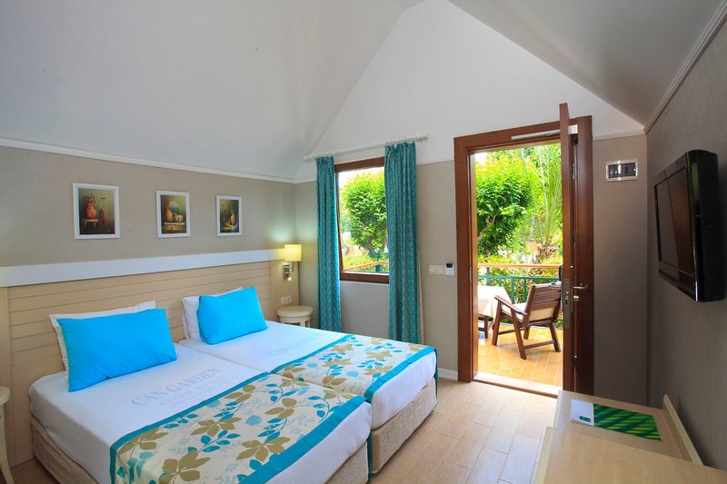 Can Garden Beach 18