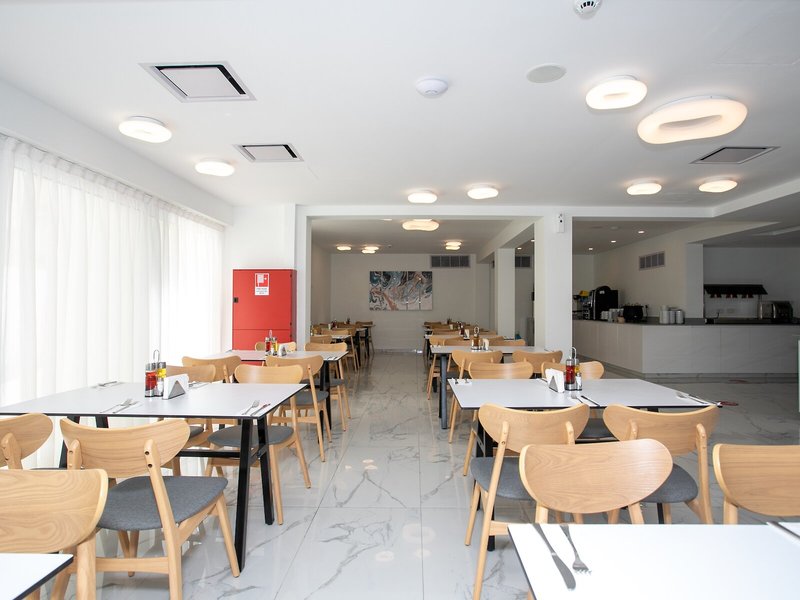Larco Hotel & Apartment 14 - Restaurant