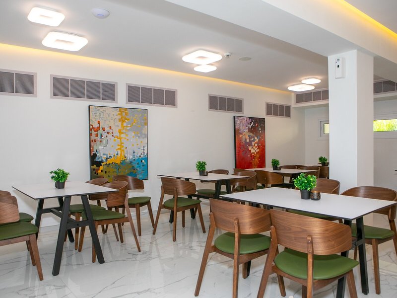 Larco Hotel & Apartment 16 - Restaurant