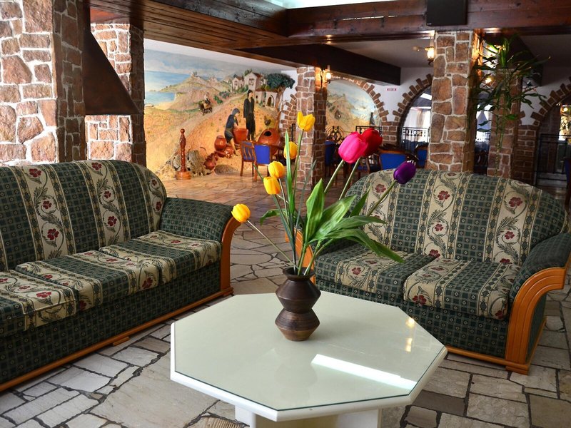 Larco Hotel & Apartment 24 - Room Example