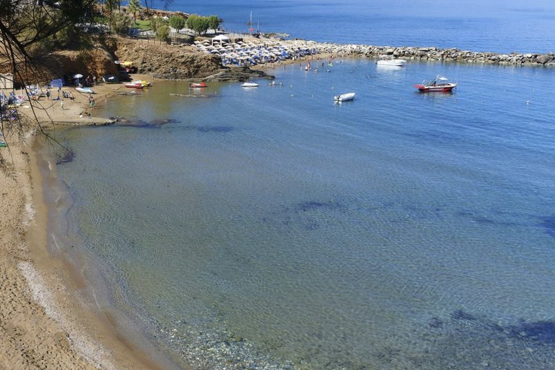 Panormo Beach 10