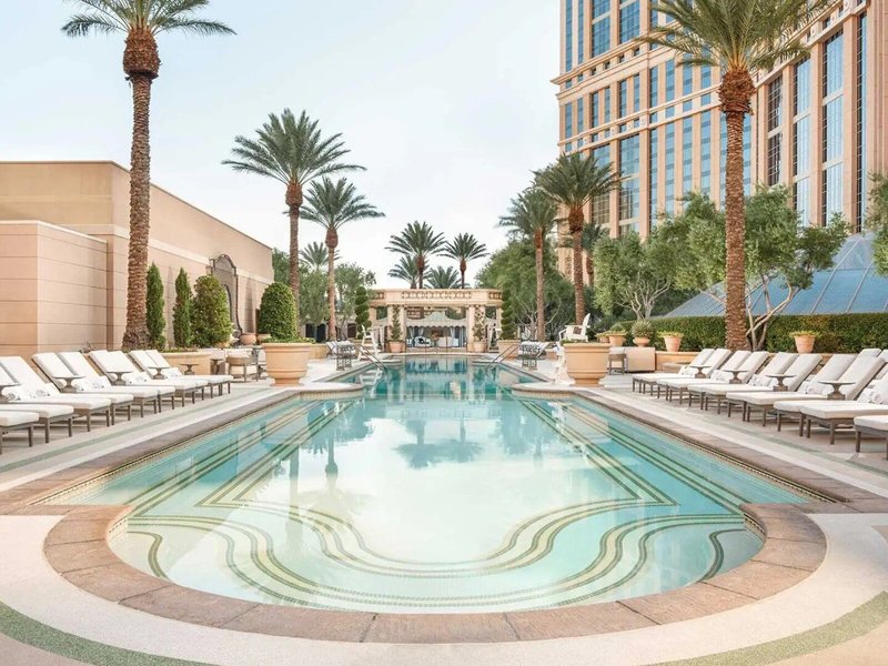 The Palazzo at The Venetian 19 - Outdoor Pool