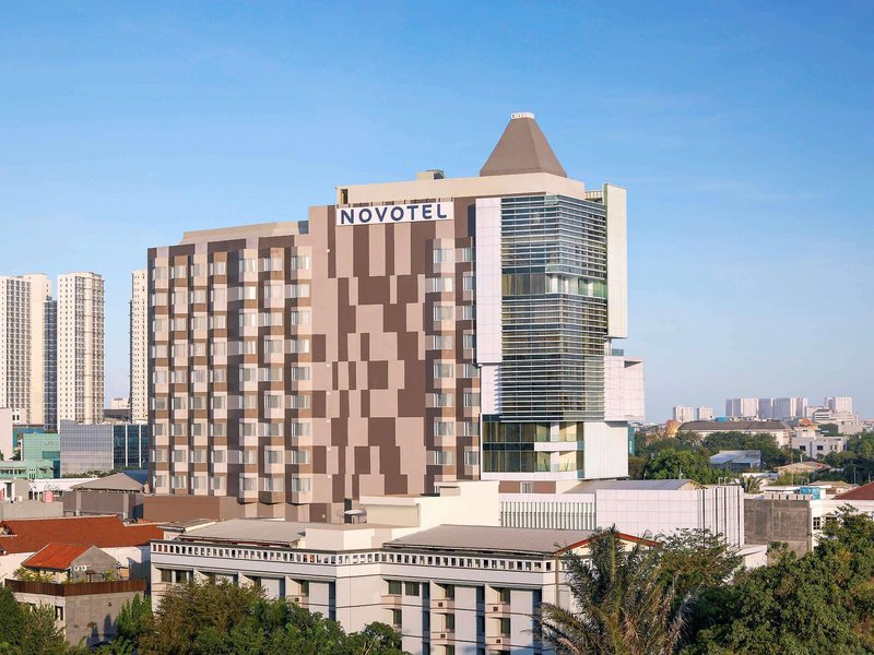 Novotel Jakarta Cikini 2