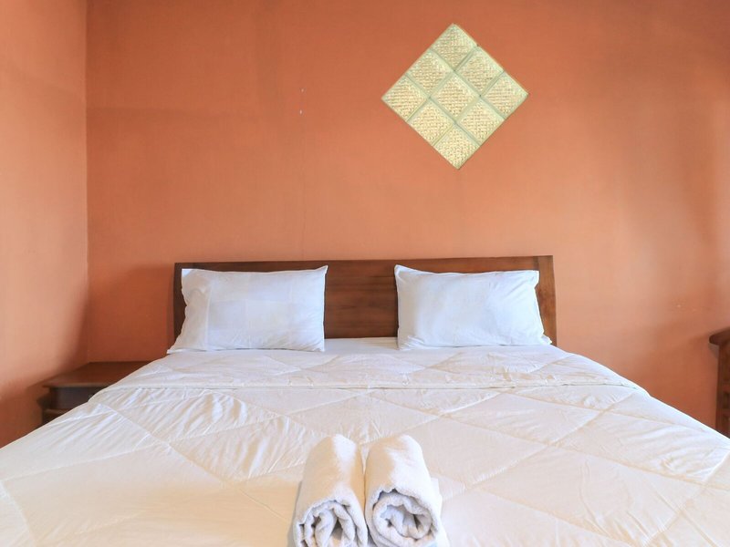 Hotel Tara Bar & Resto Air Sanih 18