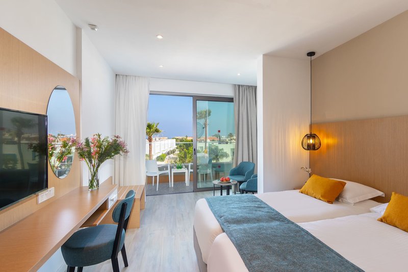 Leonardo Crystal Cove Hotel & Spa - Erwachsenenhotel 3