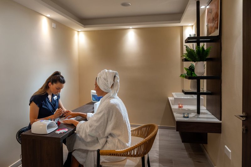 Leonardo Crystal Cove Hotel & Spa - Erwachsenenhotel 17