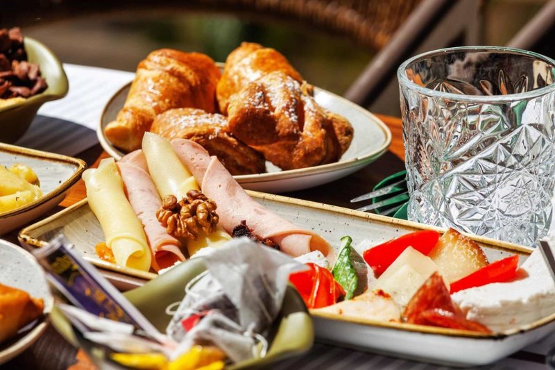 Pefki Deluxe Residences 10