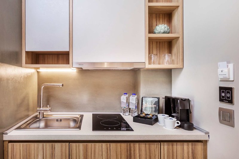 Pefki Deluxe Residences 13