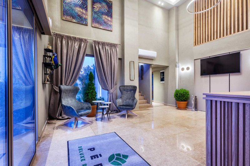 Pefki Deluxe Residences 19