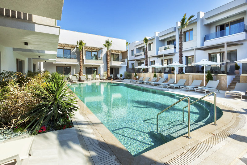 Pefki Deluxe Residences 1