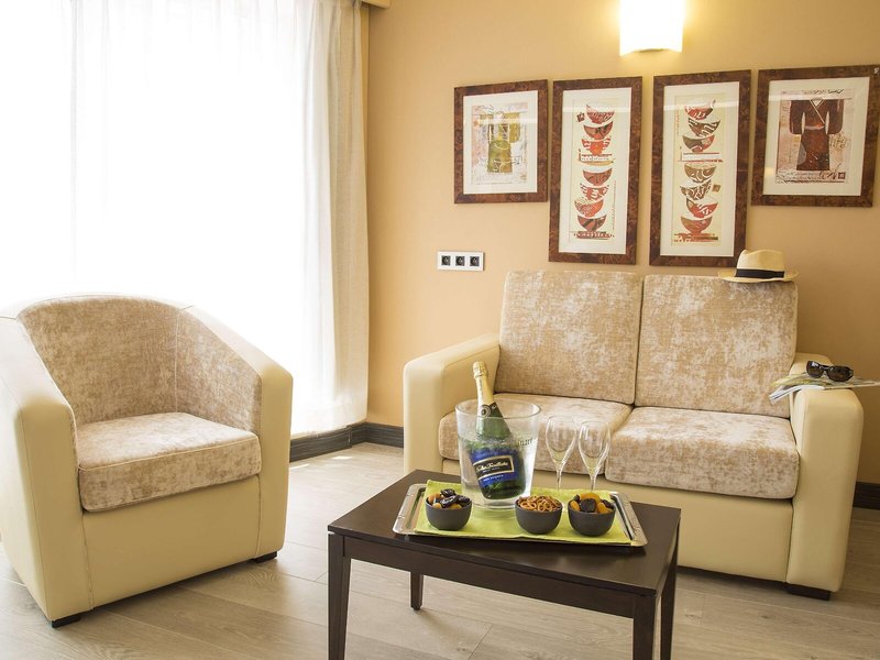 Best Western Plus Cannes Riviera 39