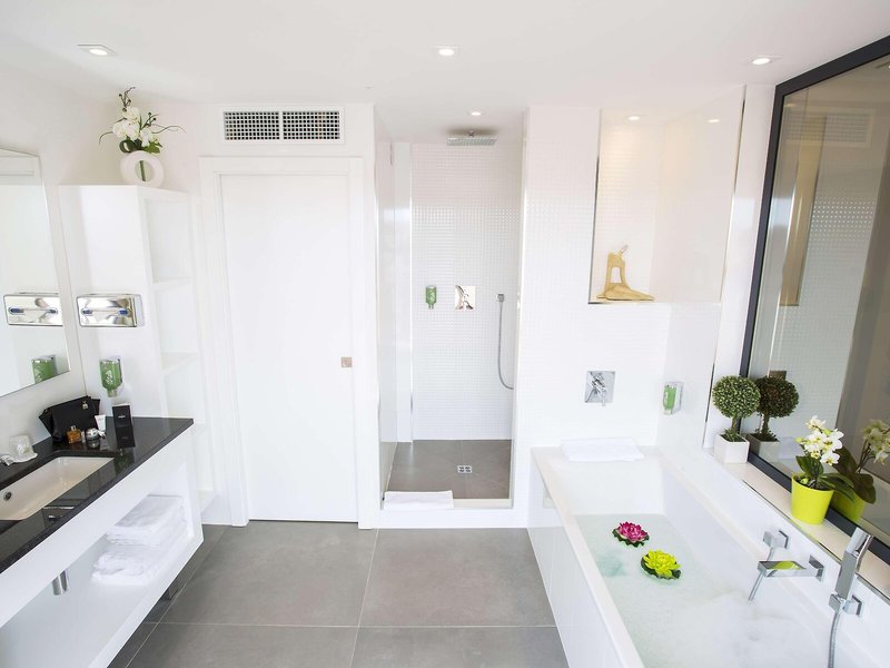 Best Western Plus Cannes Riviera 41