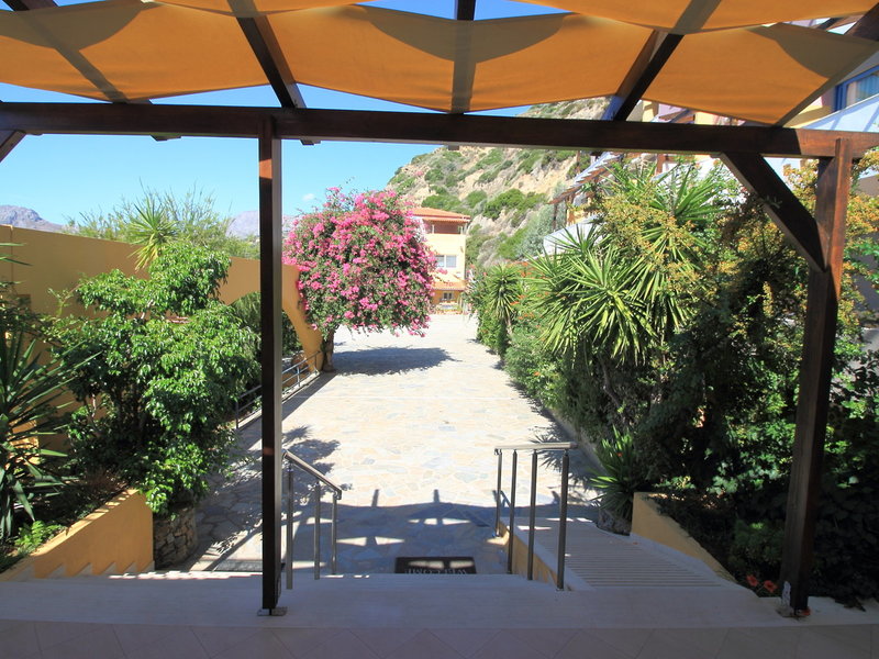 Horizon Beach Hotel 20