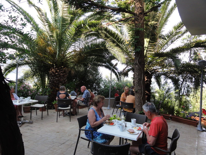 Horizon Beach Hotel 25