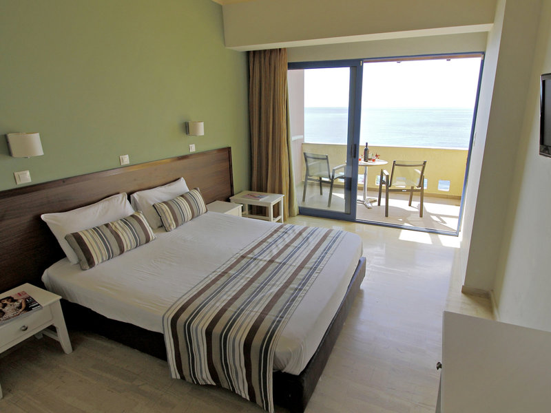 Horizon Beach Hotel 28