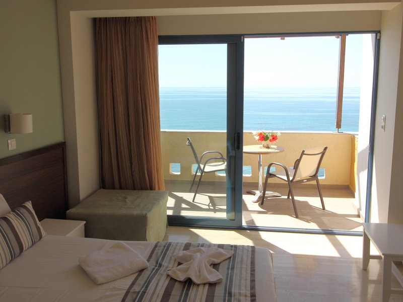 Horizon Beach Hotel 31