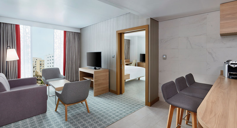 Hilton Garden Inn Muscat Al Khuwair 11