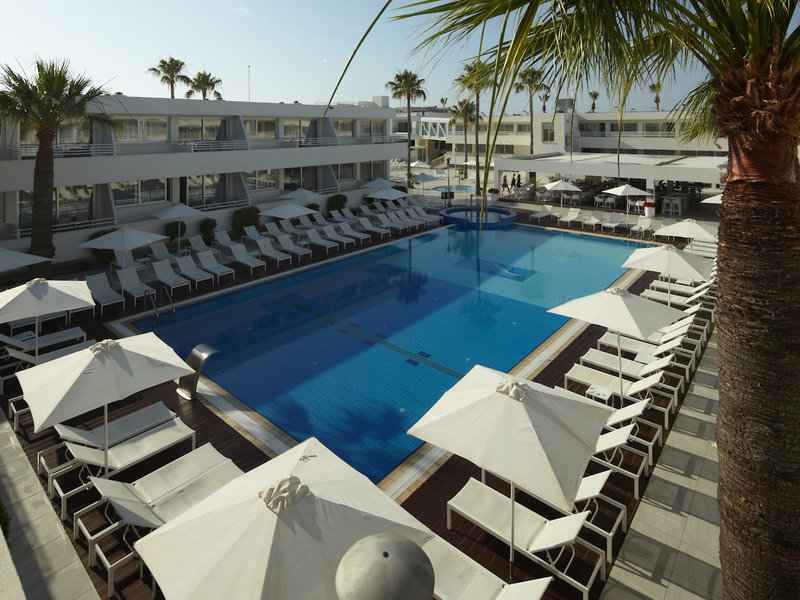 Melpo Antia Luxury Apartments & Suites 5 - Outdoor Pool
