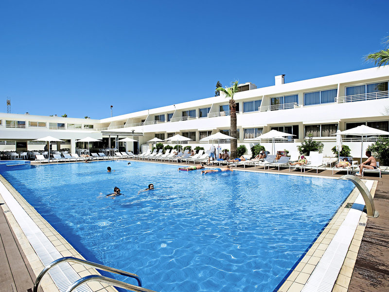 Melpo Antia Luxury Apartments & Suites 6 - Outdoor Pool