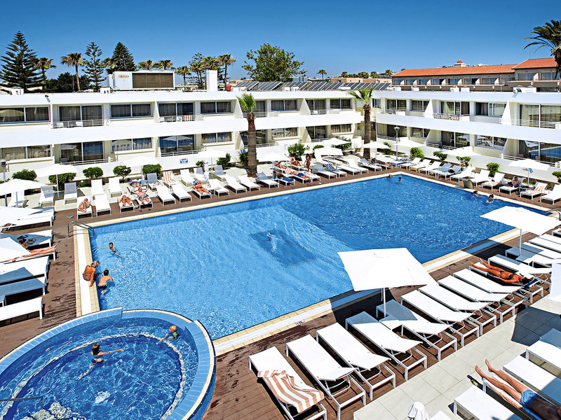 Melpo Antia Luxury Apartments & Suites 7 - Outdoor Pool