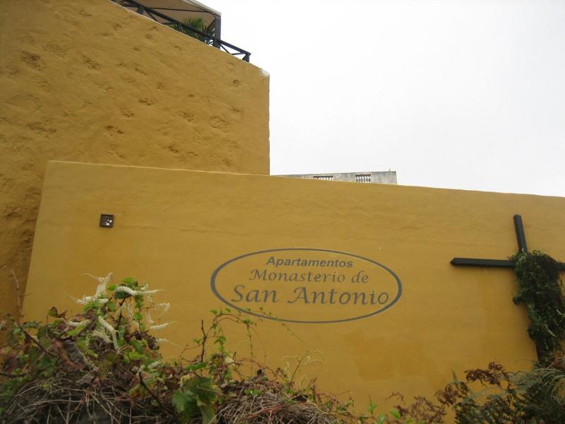 Apartamentos Monasterio de San Antonio 4