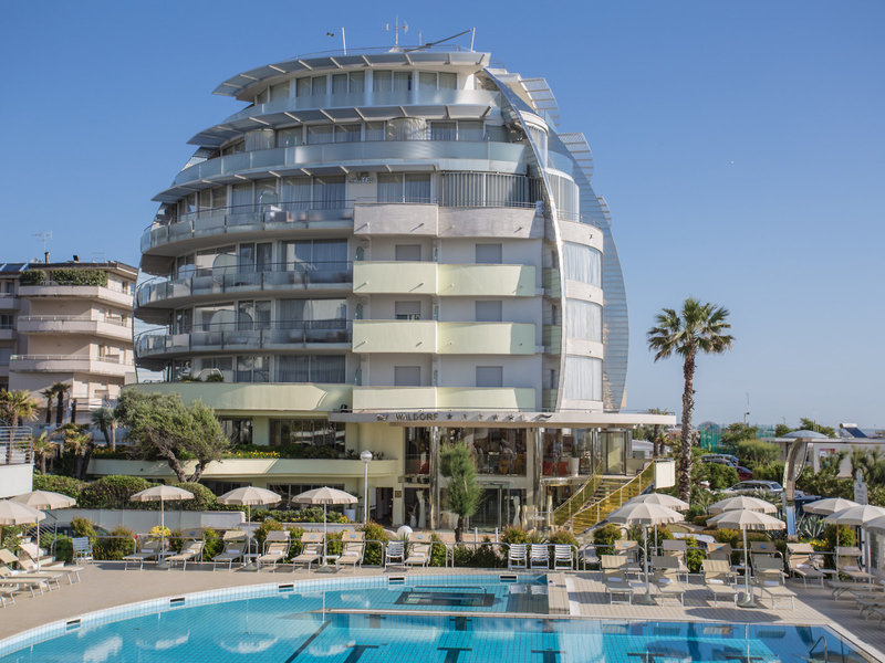 Hotel Waldorf 1